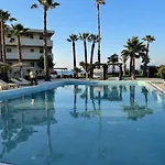 מלון Dream - Adults Only