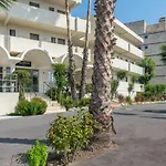 מלון Dream - Adults Only