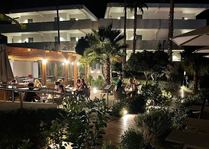 Dream - Adults Only 4*