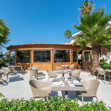 Dream - Adults Only 4*